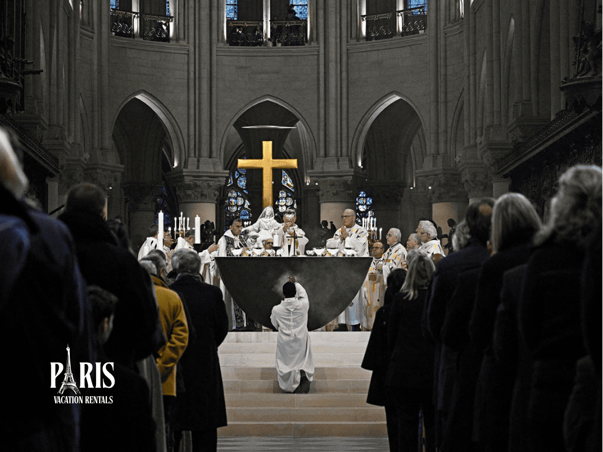 Vespers Ceremony at Notre Dame Cathedral