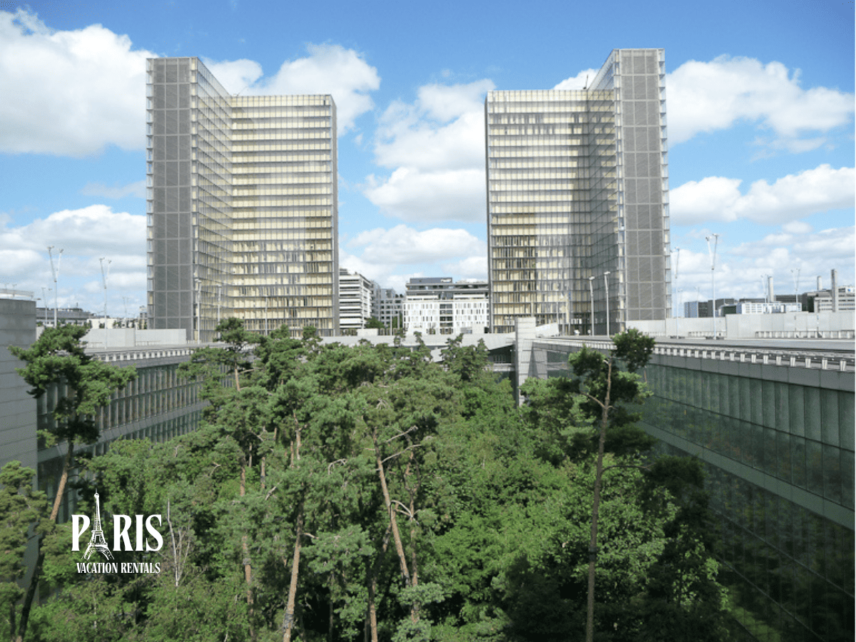 Bibliothèque François-Mitterrand and Residential Areas