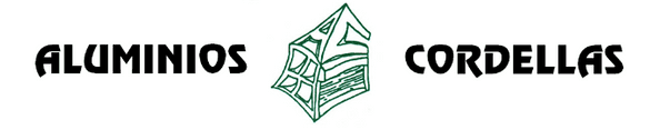 Logotipo que presenta el texto verde "ALUMINIOS CORDELLAS" a ambos lados de un gr&aacute;fico geom&eacute;trico abstracto de l&iacute;neas verdes.