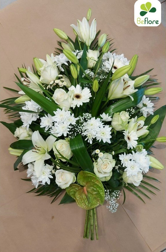 Bouquet de fleurs blanches