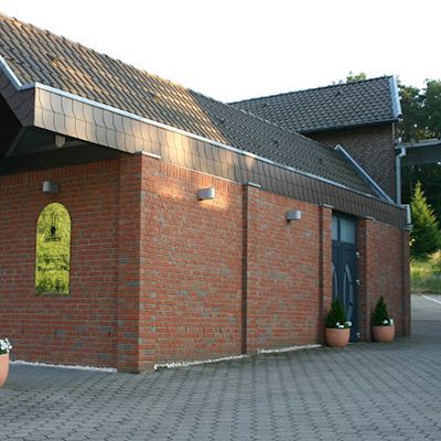 Trauerhalle am Findel