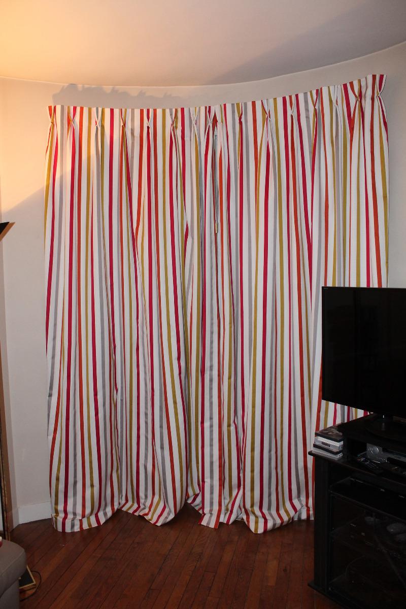 Rideau rayé acidulé