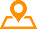 Icono de marcador de ubicación naranja en el contorno de un mapa.