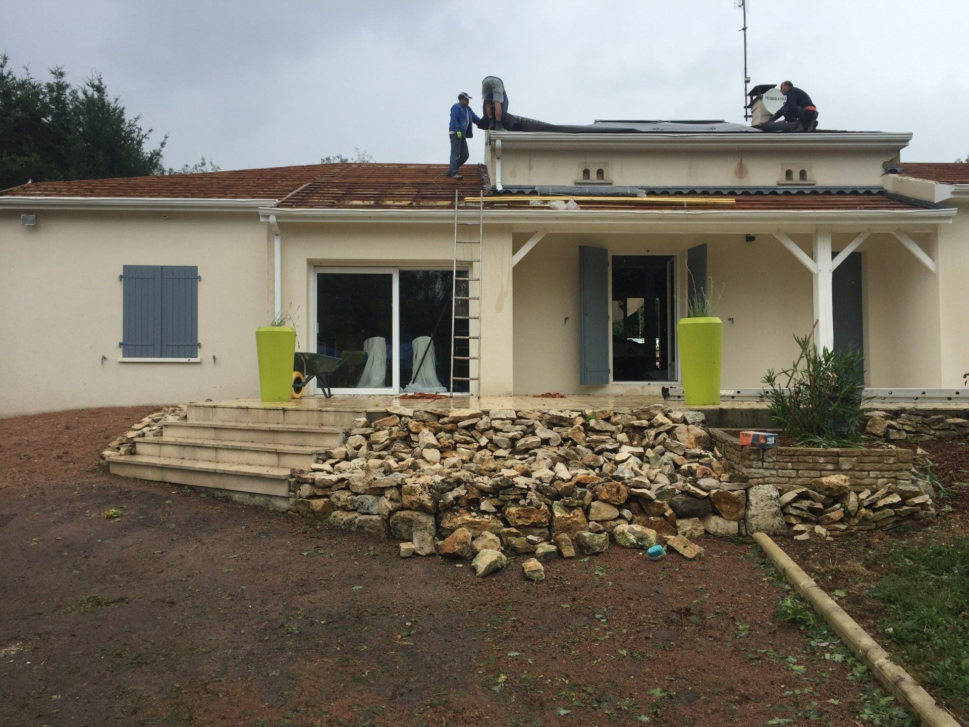 Bachage de toit après orage de grêle