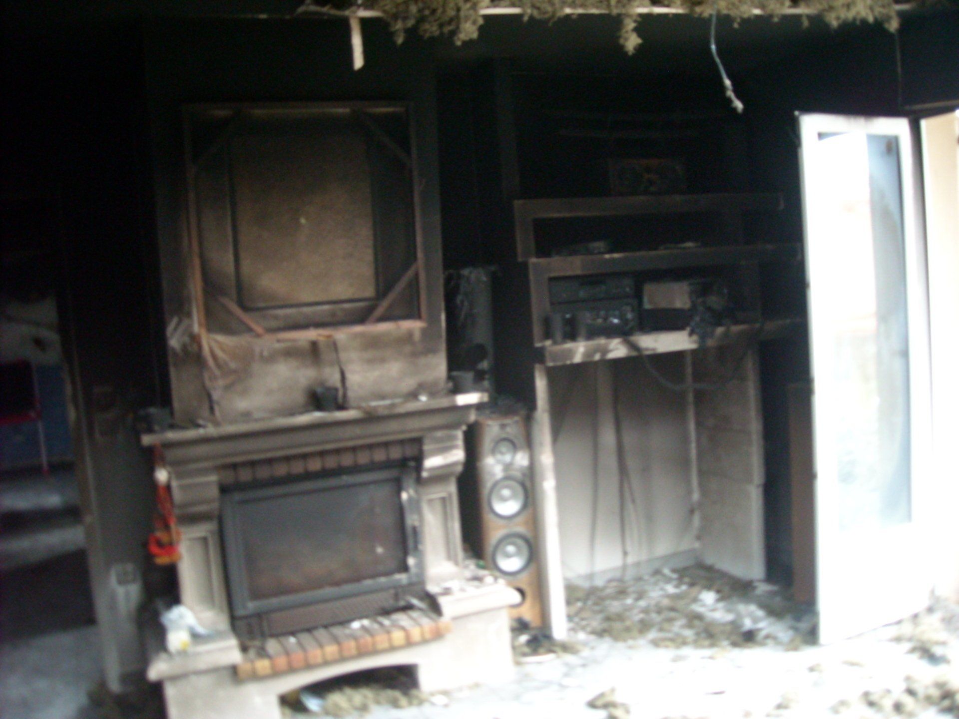 Intérieur ravagé par un incendie