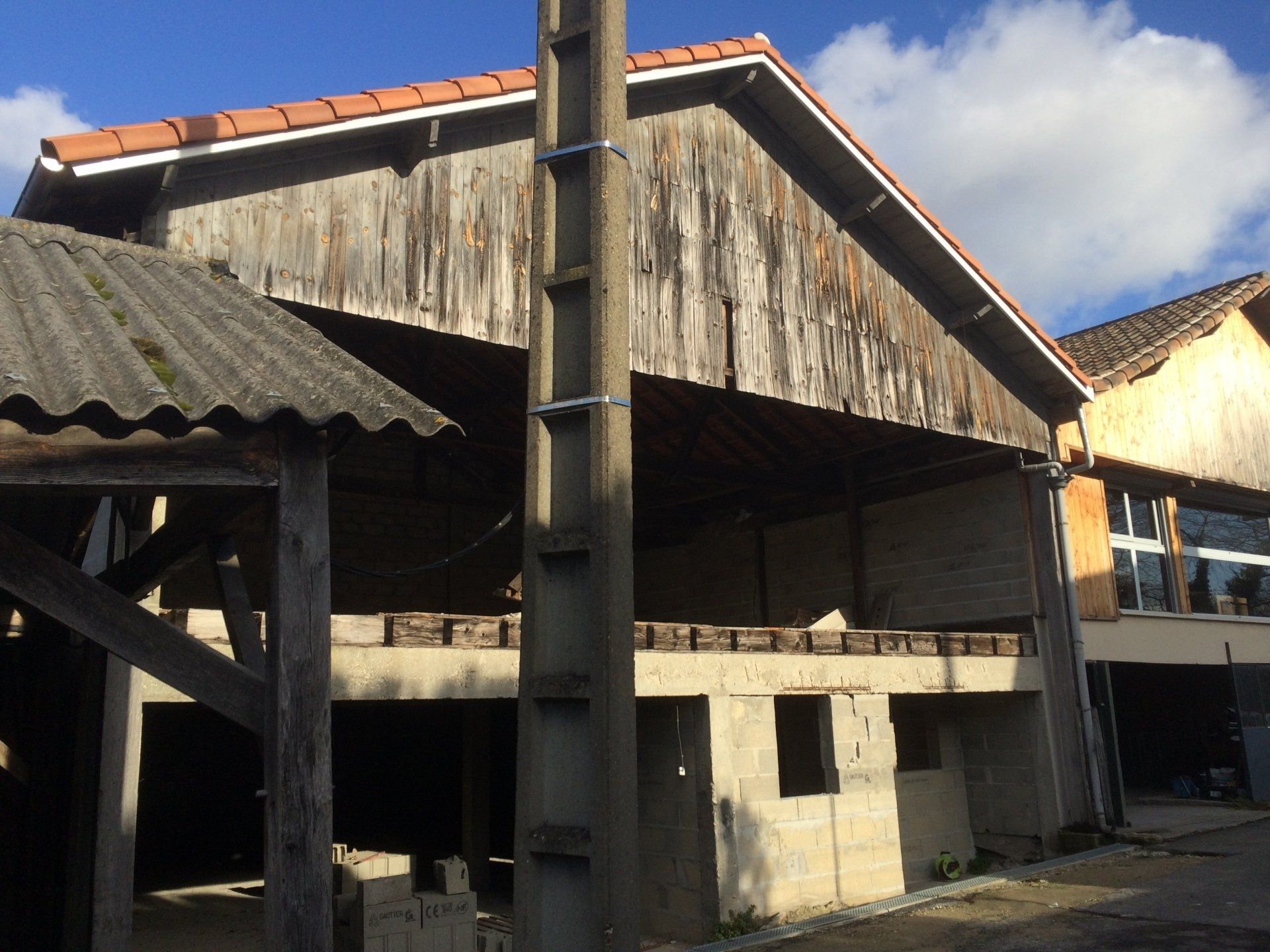 Duplex avant rénovation extérieure