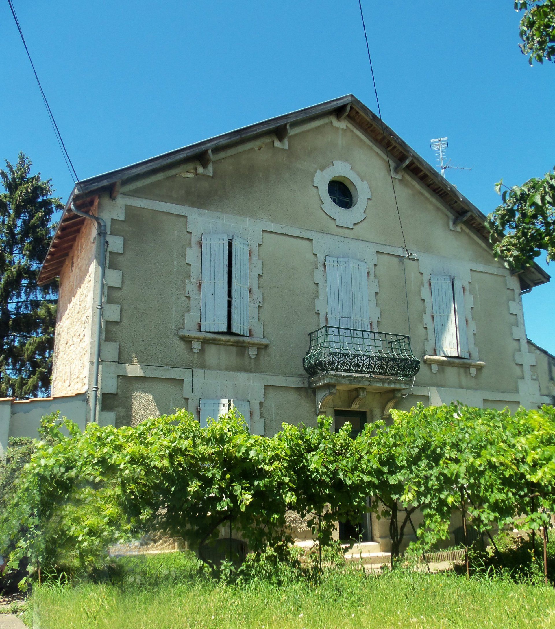 Maison charentaise avant rénovation
