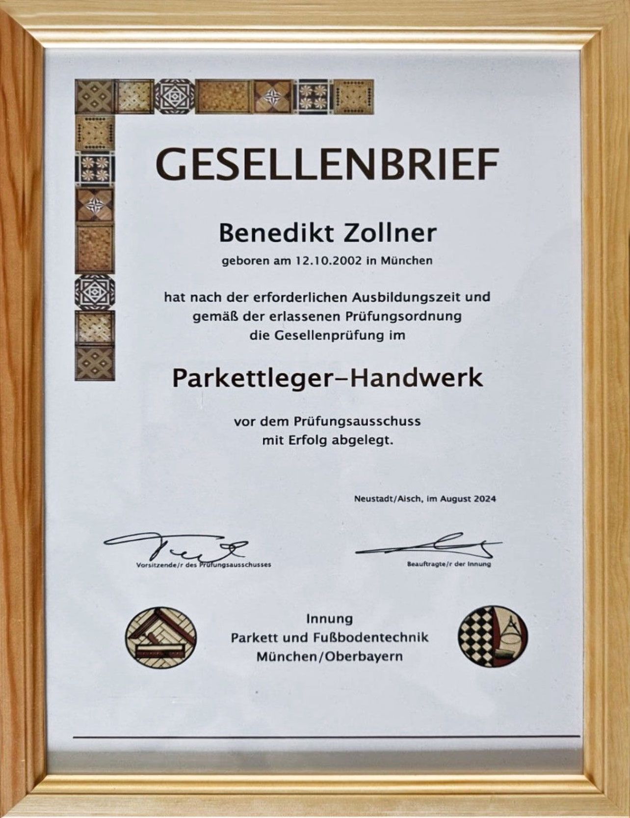 Gerahmter deutscher Gesellenbrief für einen Parkettleger.
