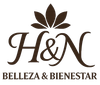 Logotipo de H&N Belleza & Bienestar en marr&oacute;n oscuro con flor de loto estilizada.