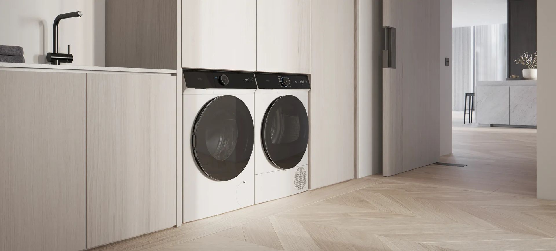 Lave-linge et sèche-linge avec hublot noir