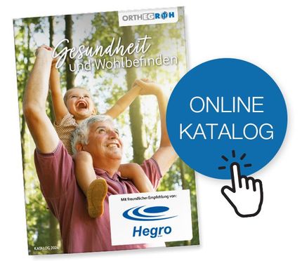 Ein Mann trägt ein Kind auf seinen Schultern und da ist ein Knopf mit der Aufschrift „Online-Katalog“