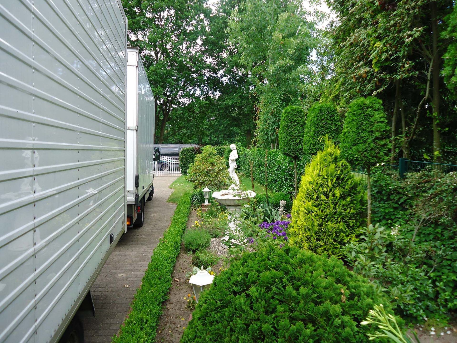 Aussenbereich | Pronto Umzüge & Transporte | Entsorgung, Reinigung, Räumung | Aeschi bei Spiez, Kanton Bern