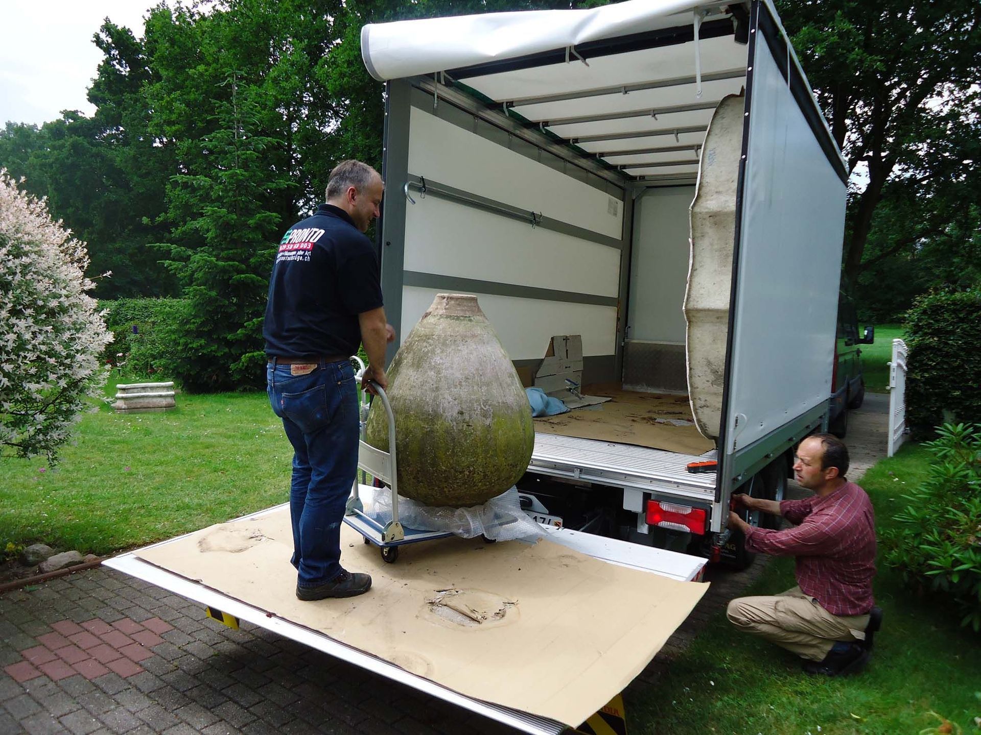 Schweizweit | Pronto Umzüge & Transporte | Entsorgung, Reinigung, Räumung | Aeschi bei Spiez, Kanton Bern