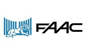 Ein Logo für eine Firma namens FAAC mit einem Löwen darauf.
