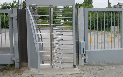 Scholl - Sicherheit + Komfort GmbH - Sprech-, Video-, BK-Anlagen