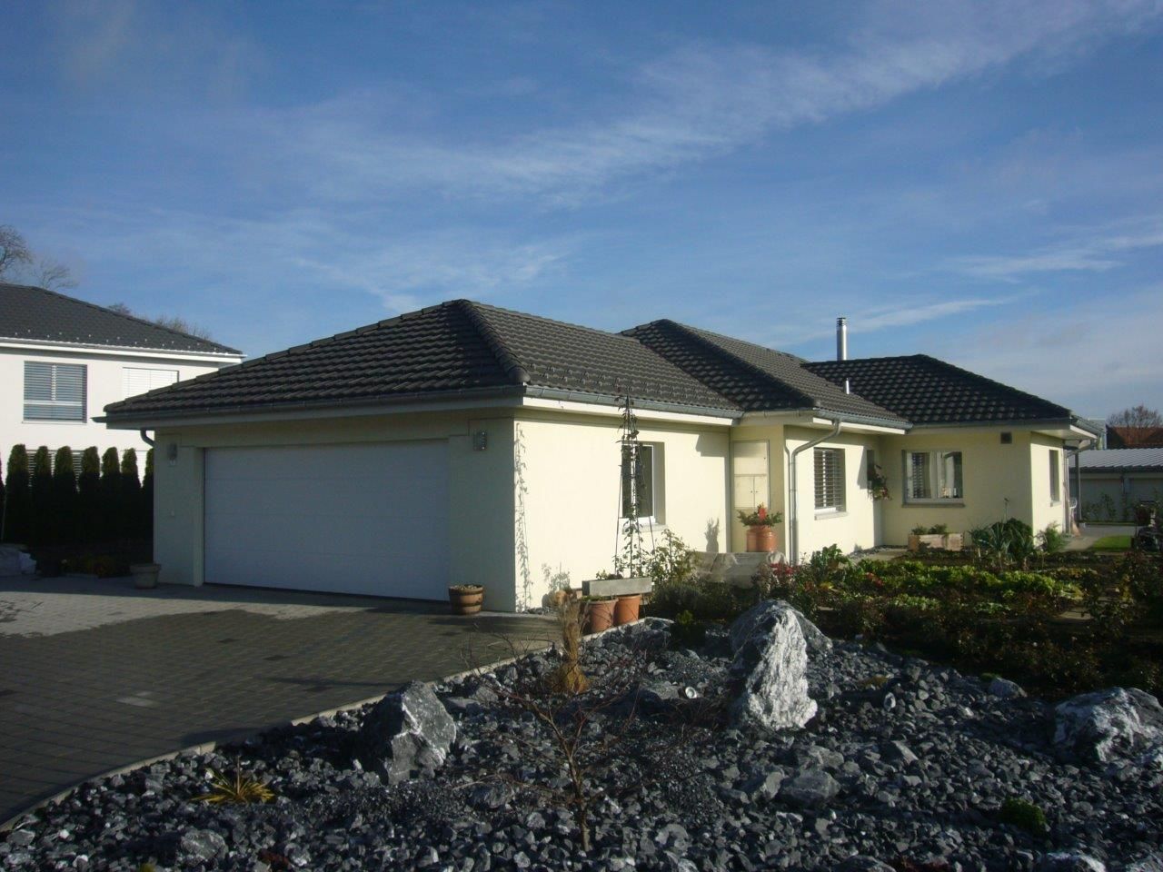 Bungalow Hörhausen - Beerli + Venzin AG - Hörhausen