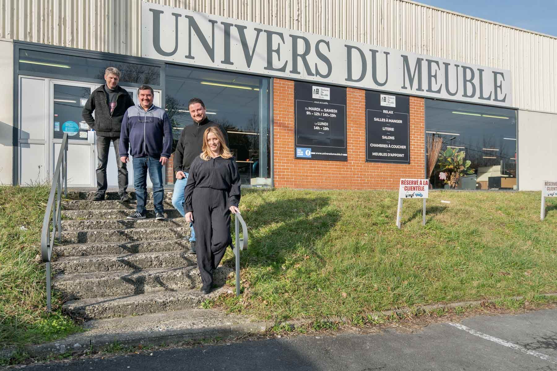 Équipe d’Univers du meuble