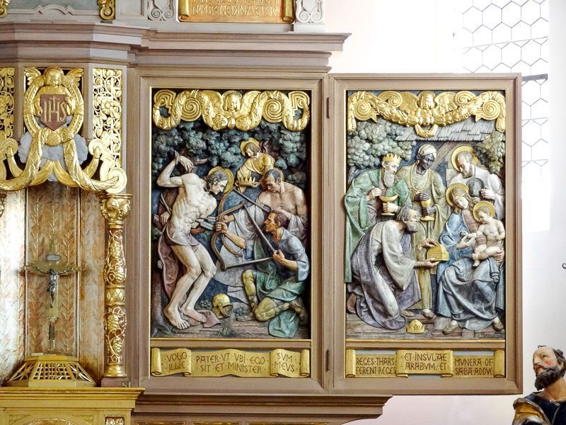 Rechter Flügel des Hochaltars mit den Reliefbildern 