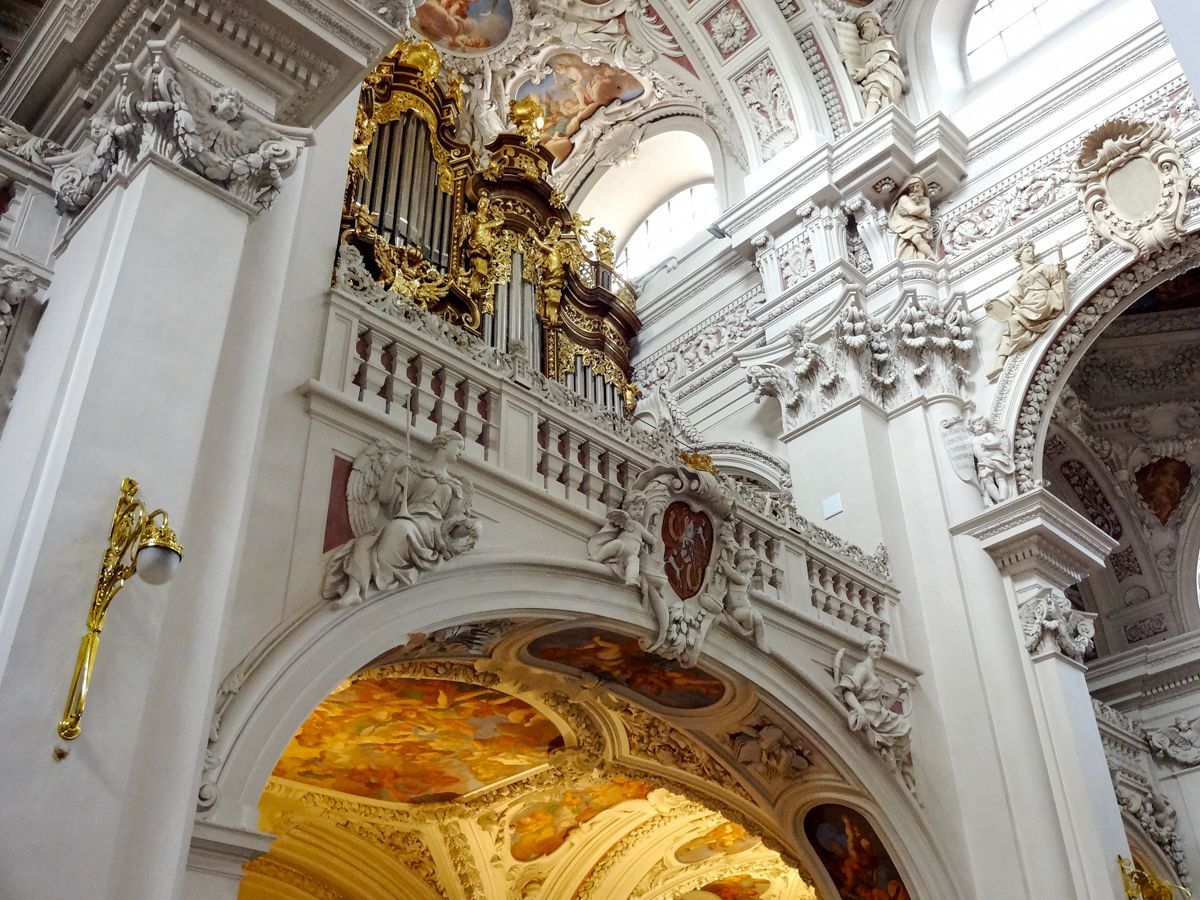 Domorgel, Passau