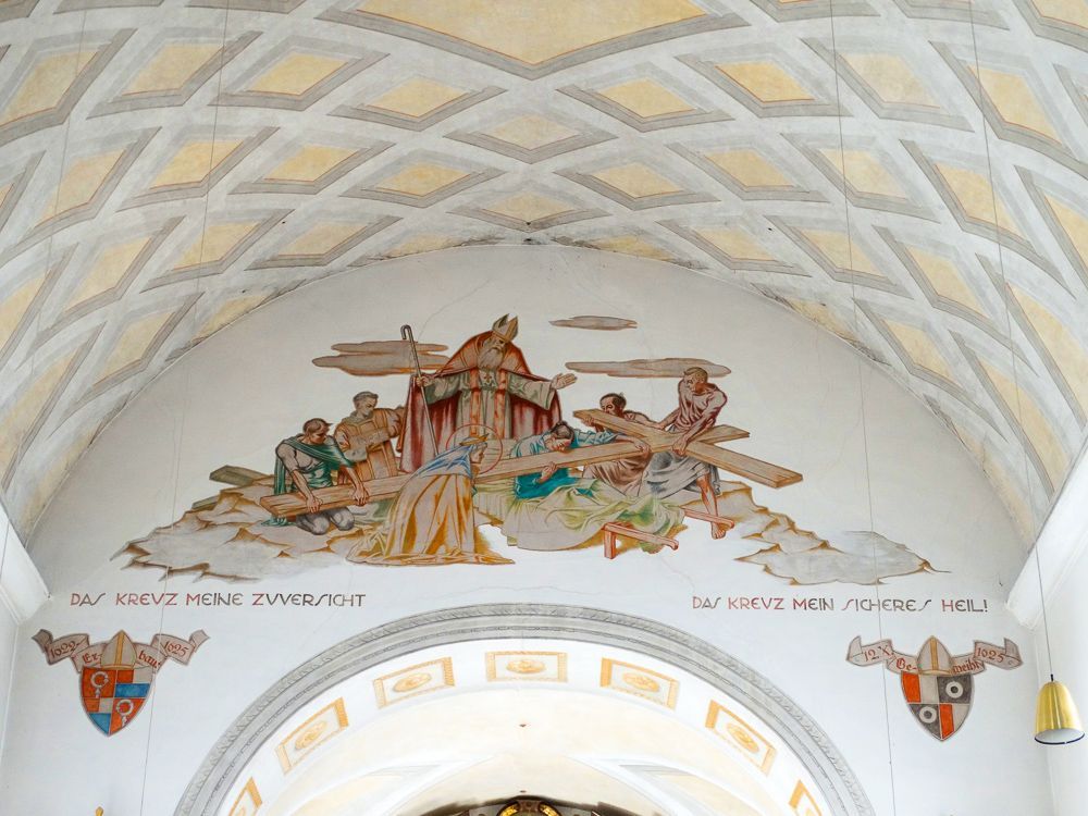 Chorfresko: Auffindung des heiligen Kreuzes durch Kaiserin Helena und Bischof Makarius