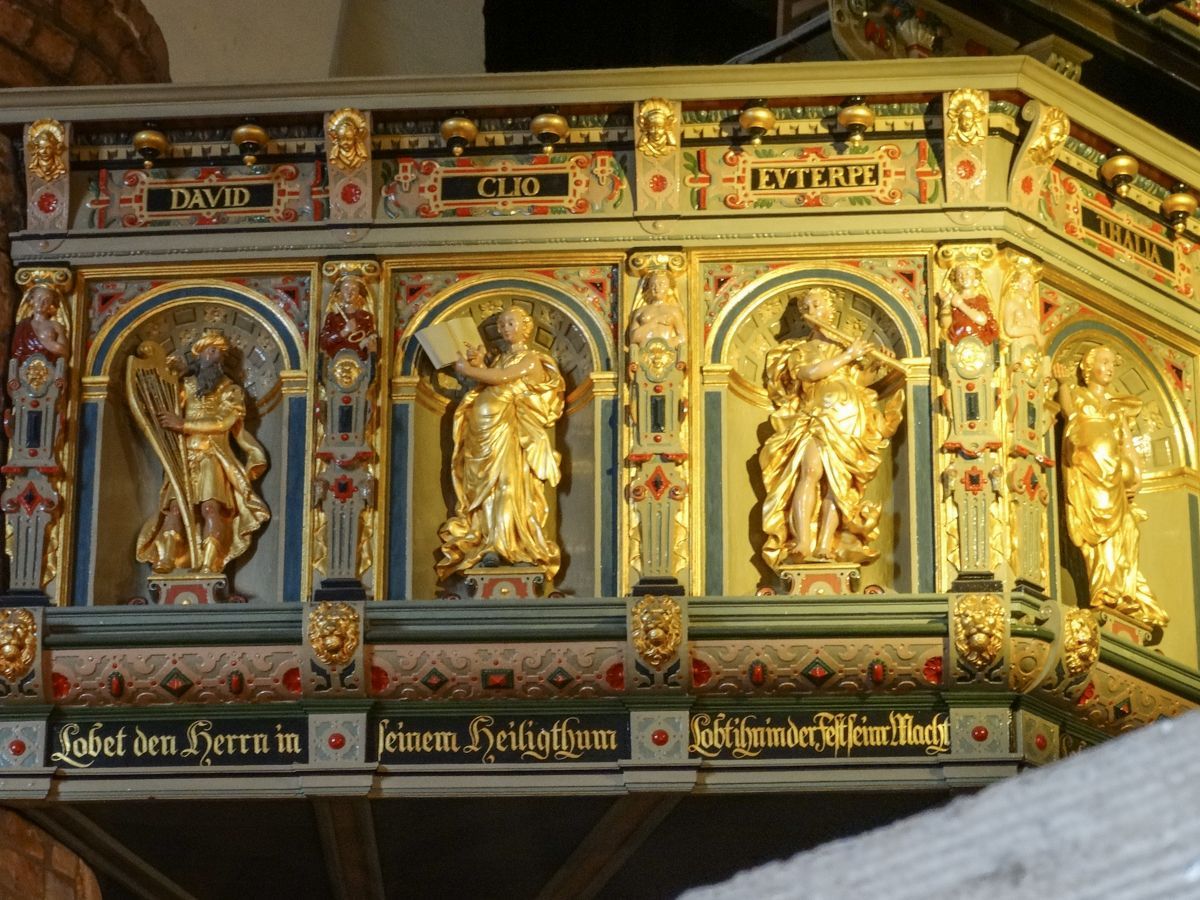 Verzierung Orgelprospekt