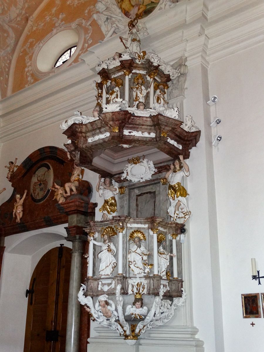 Prachtvolle Barockkanzel von 1692