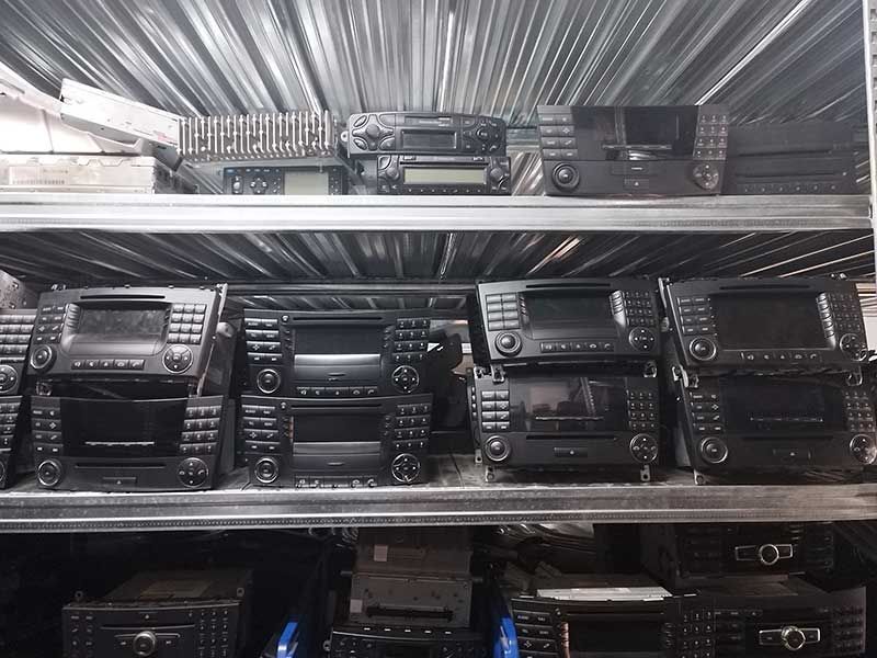 Ηχοσύστημα με οθόνη - Patronias Autoparts