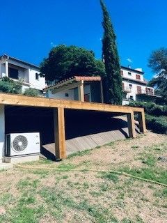 Terrasse sur pilotis