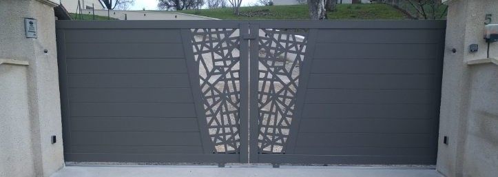 Portail en aluminium