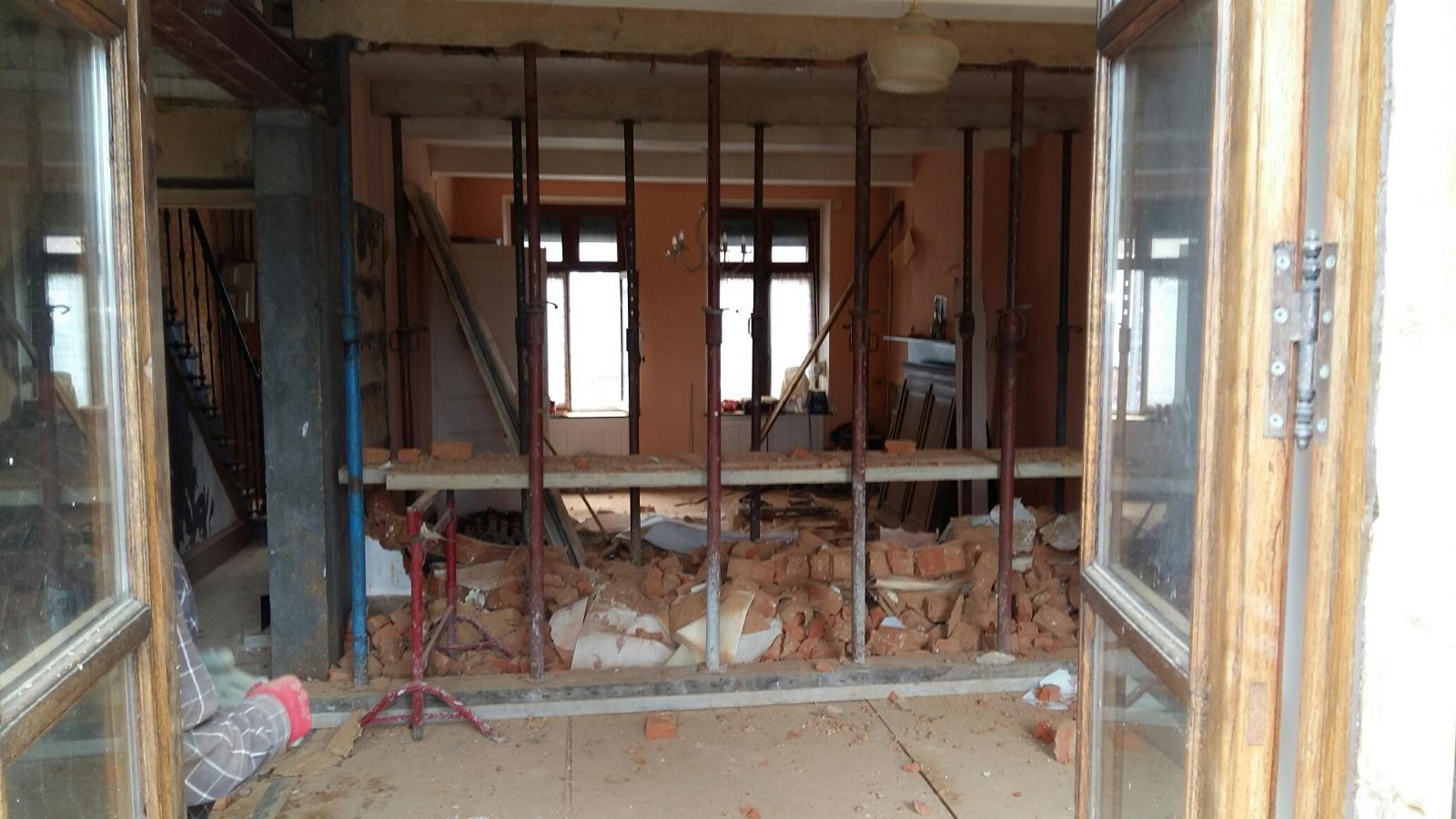 CREATION D'OUVERTURES étaiement - démolition - poteaux béton - profilé