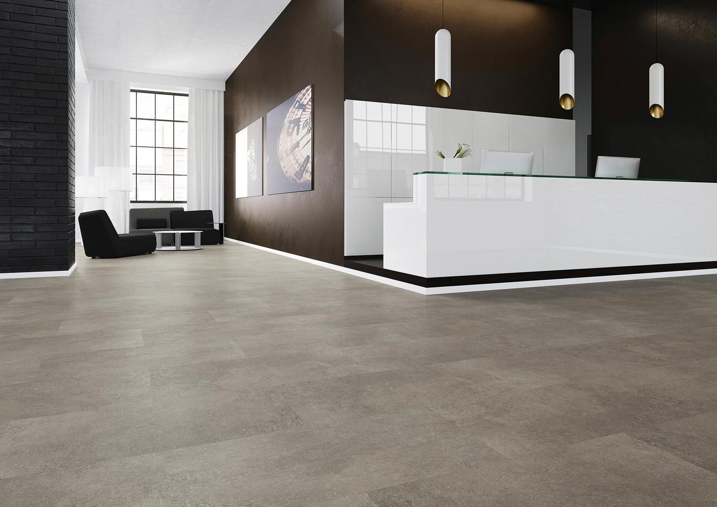 In der Mitte des Raumes befindet sich eine Rezeption.