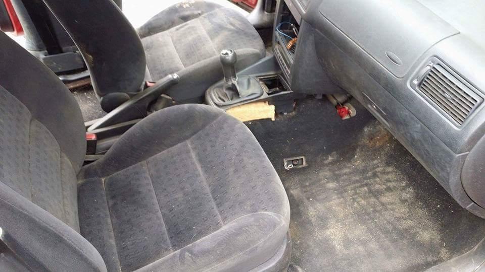 Nettoyage intérieur voiture