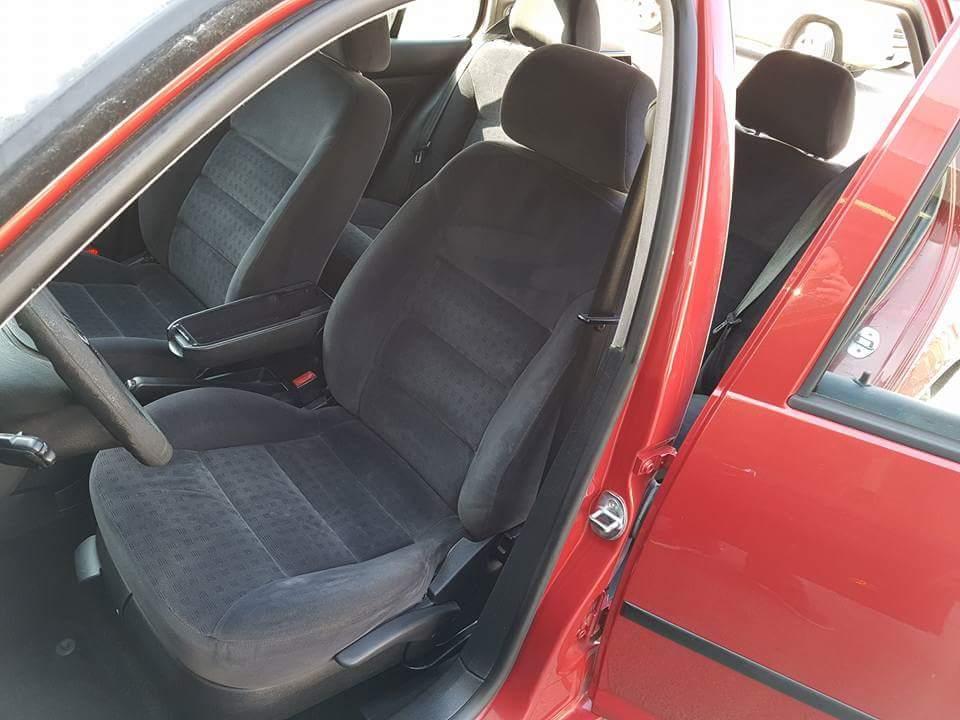 Nettoyage intérieur voiture