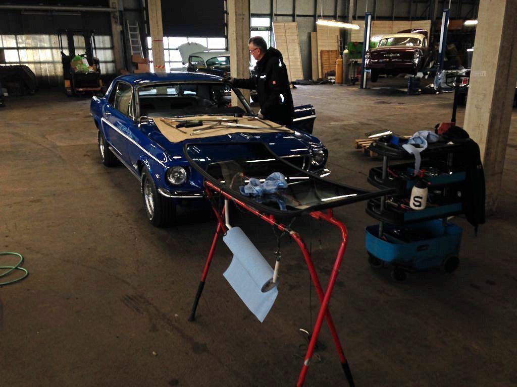 US-Fahrzeuge, Oldtimer & Youngtimer Reparatur bei der F&B Autoglas GmbH