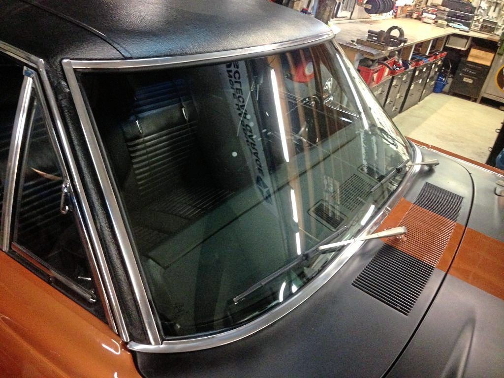 US-Fahrzeuge, Oldtimer & Youngtimer Reparatur bei der F&B Autoglas GmbH