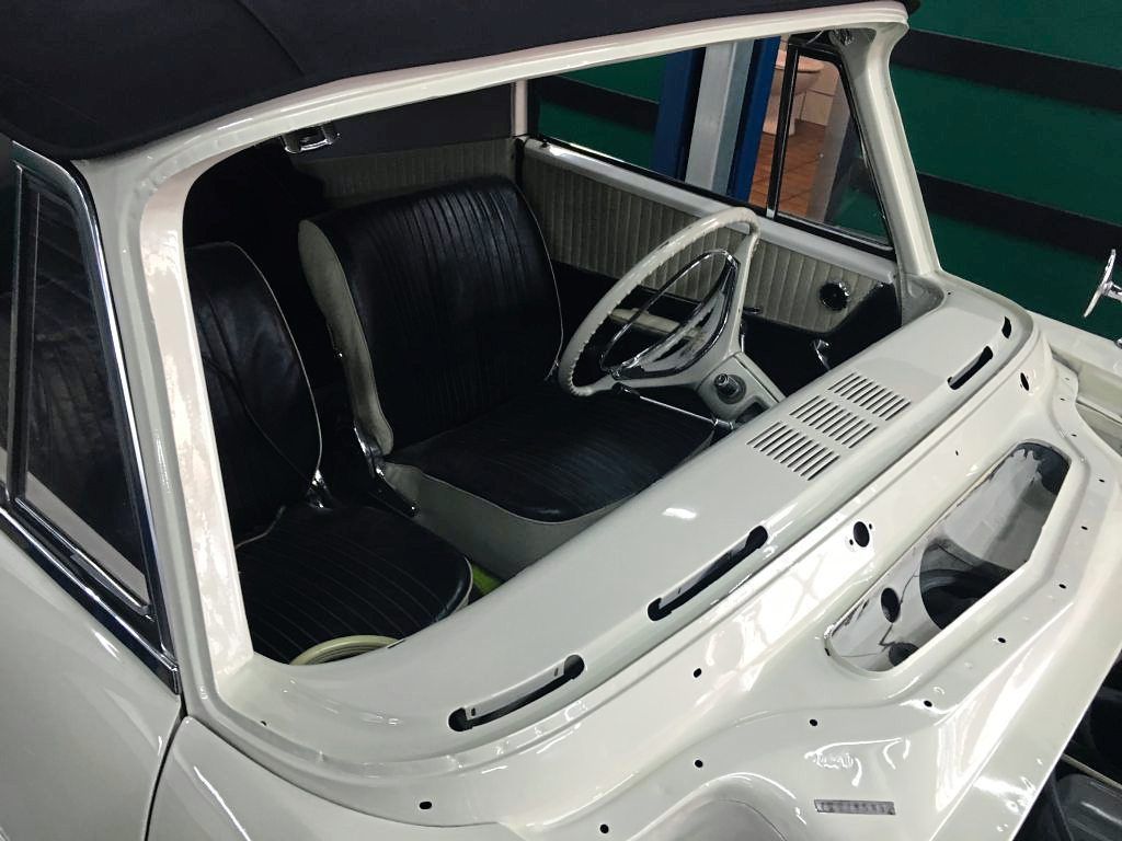 US-Fahrzeuge, Oldtimer & Youngtimer Reparatur bei der F&B Autoglas GmbH