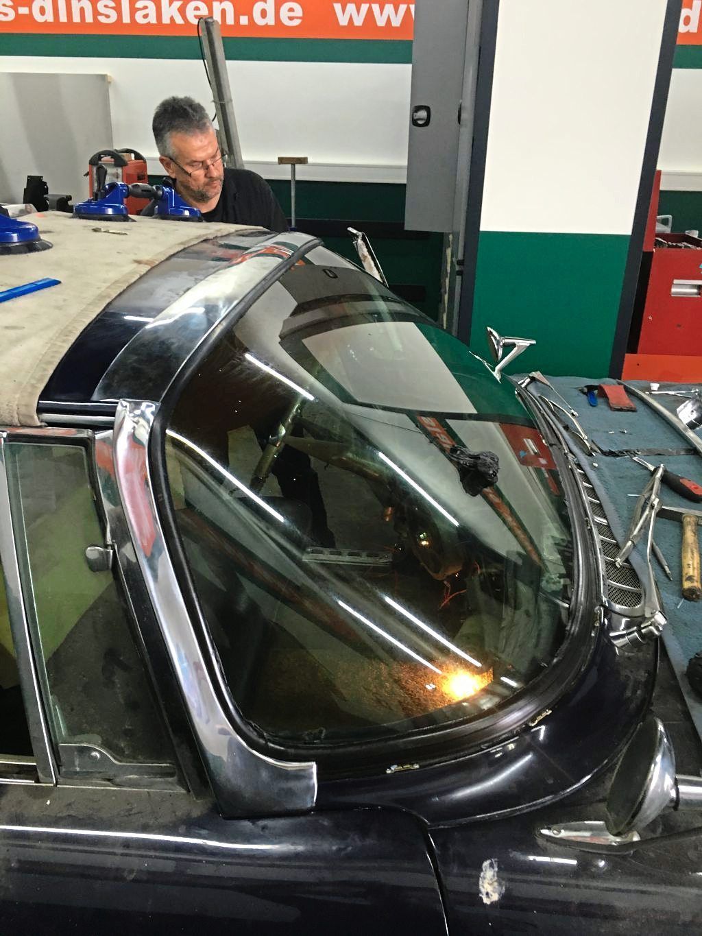 US-Fahrzeuge, Oldtimer & Youngtimer Reparatur bei der F&B Autoglas GmbH