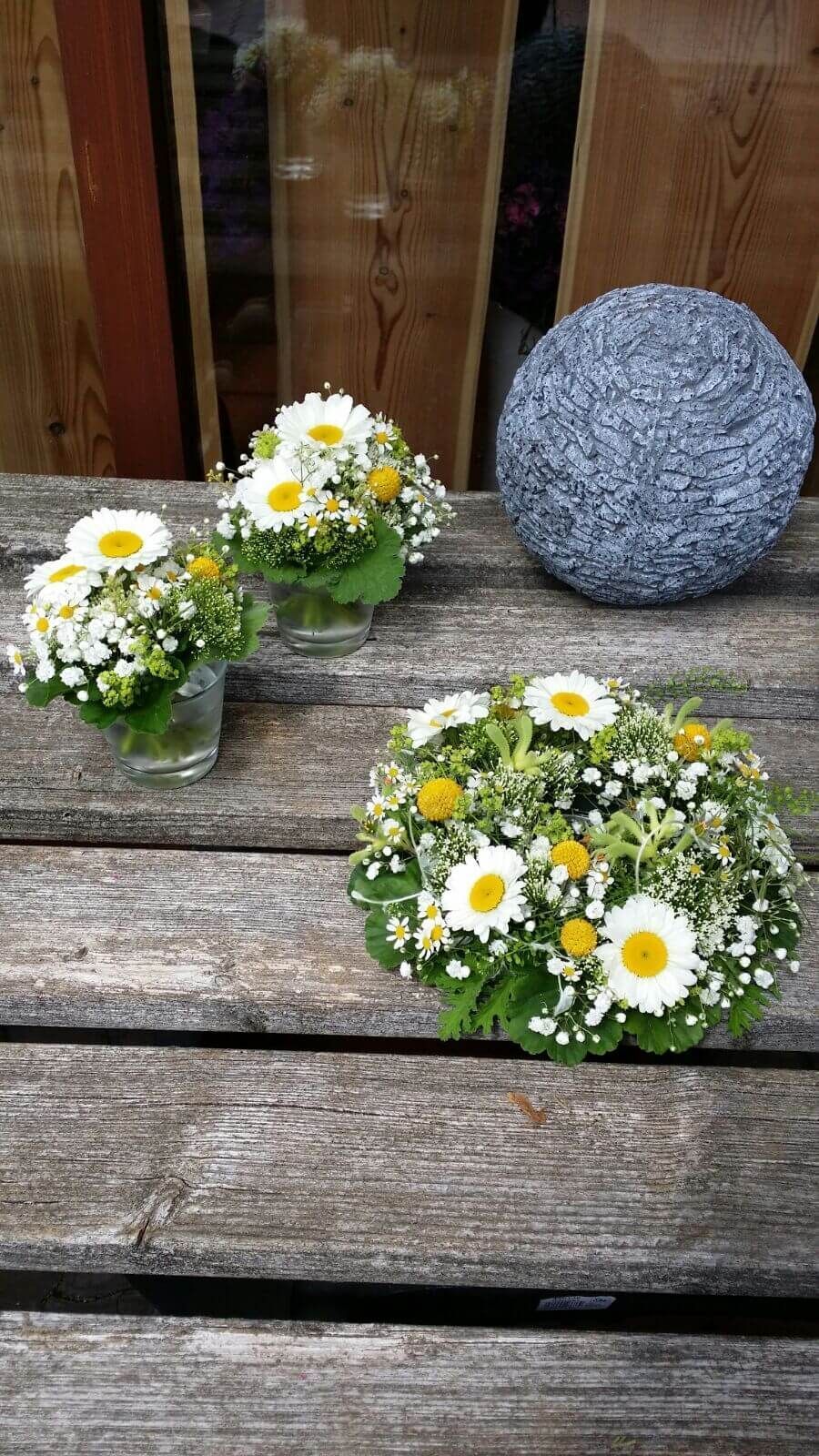 Hochwertiger Strauß mit saisonalen Premiumblumen