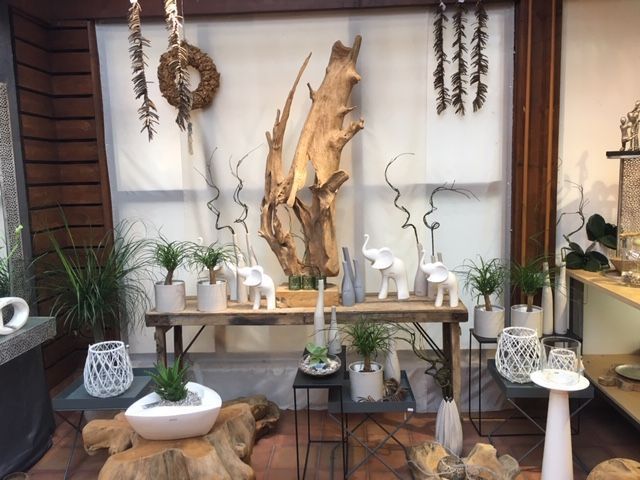 Dek- Elefanten und andere Dekorationsartikel