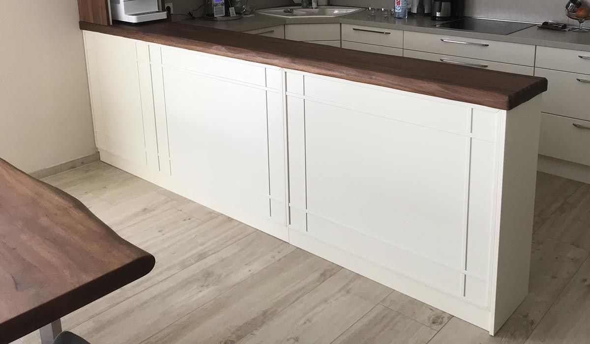 Küchenmöbel