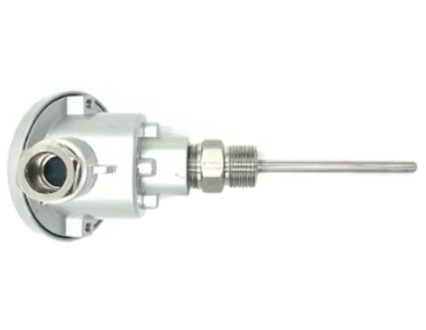 Termopar tipo K instalado en horno industrial trabajando de forma continua por encima de 800 °C