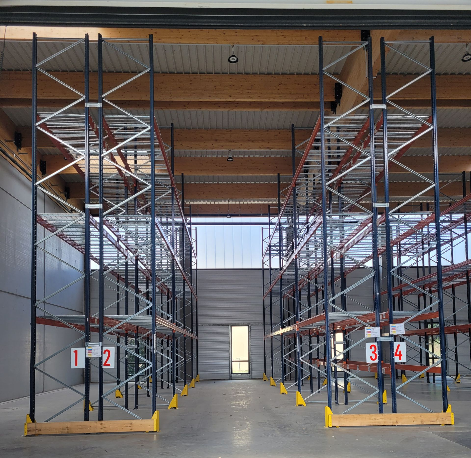 Montage de rayon en cours