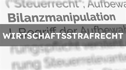 Ein Schwarzweißfoto einer Seite mit dem Titel „Bilanzmanipulation“