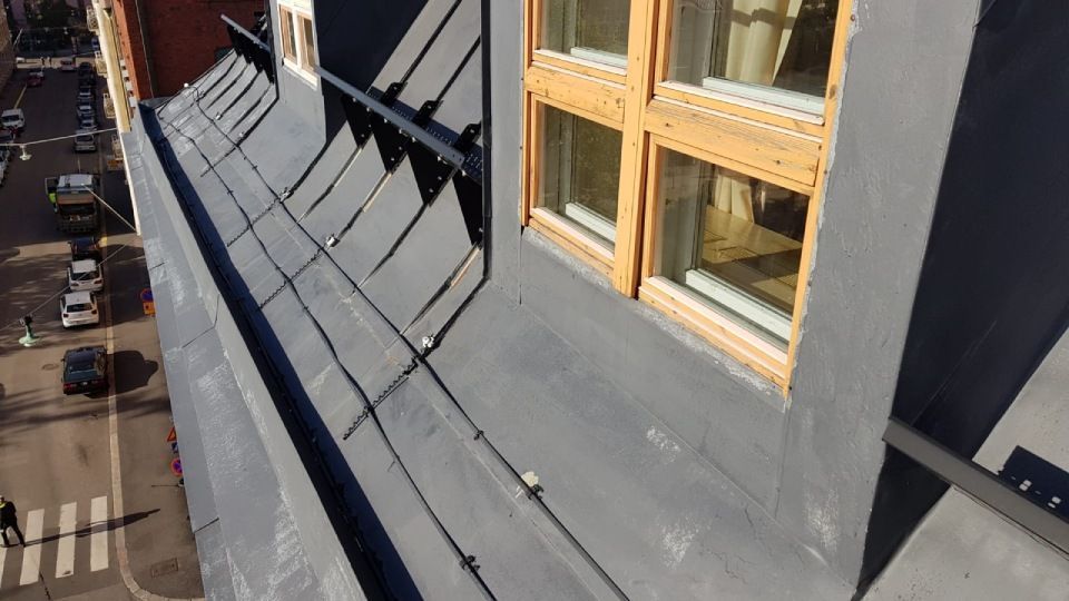 Sähkötyöt katolla