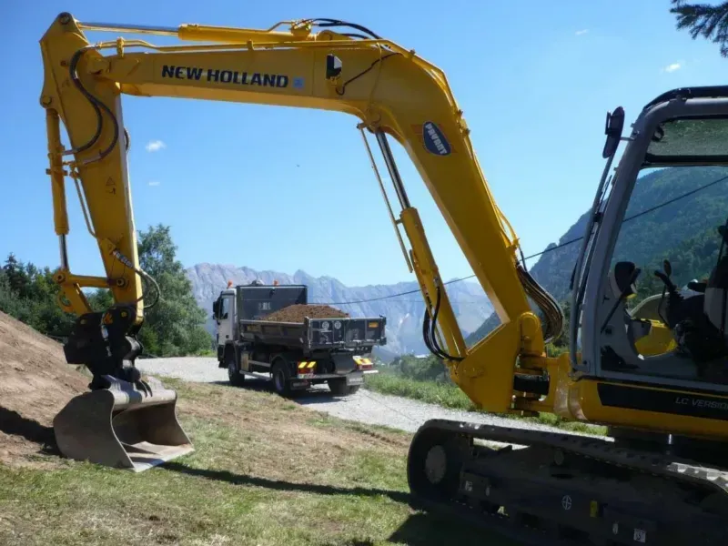 Voyage en camion remorque au cours d'un déblaiement