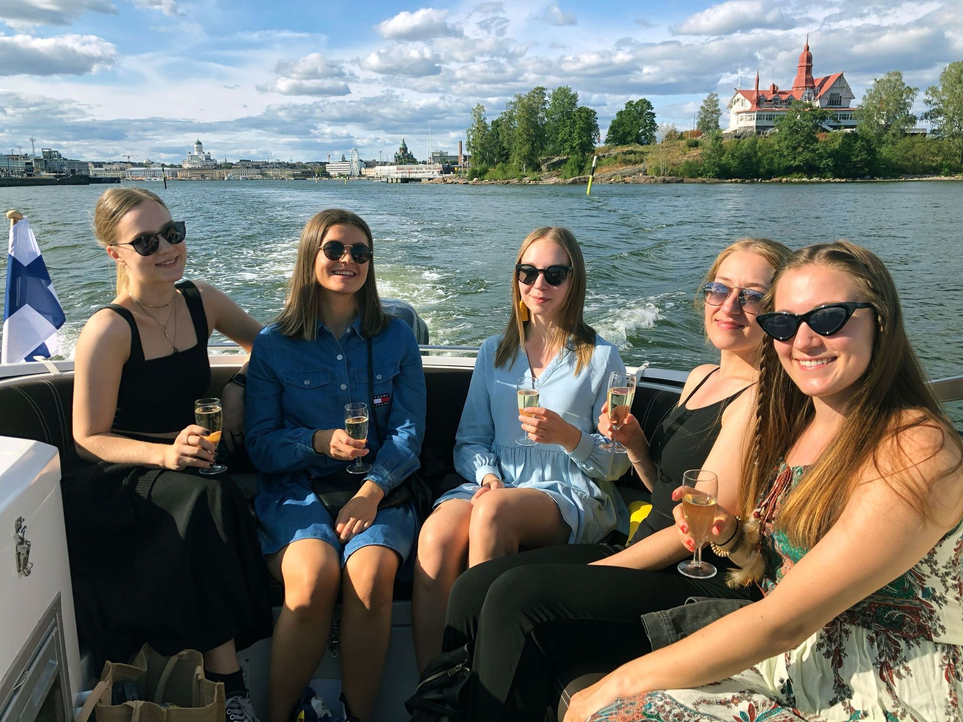 Helsinki Cruising Charters