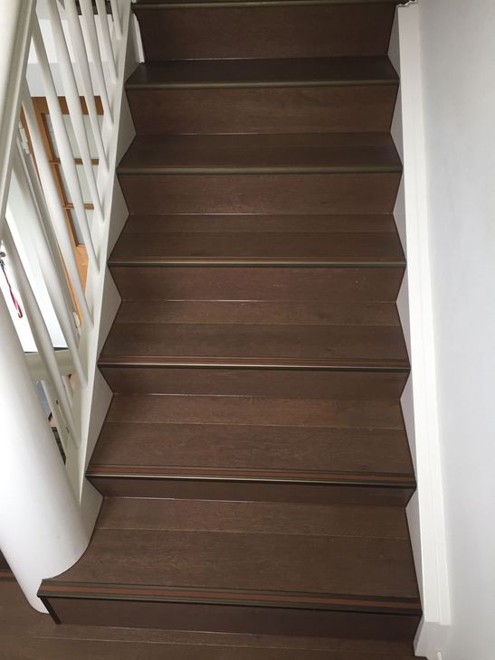 Treppe - Bättisa Bodenbeläge