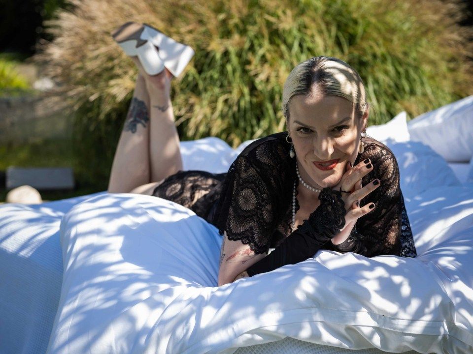 Bild Frau im Boudoir-Stil