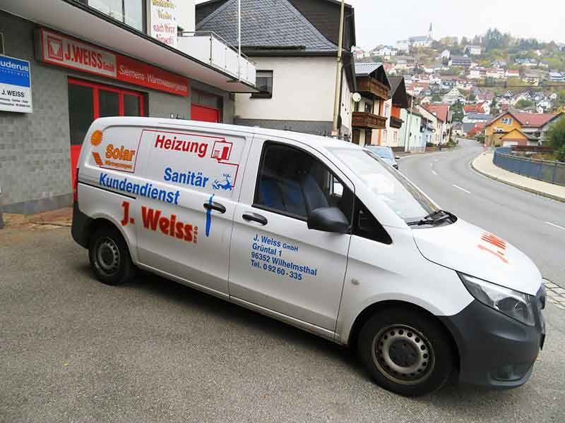 J. Weiß GmbH, Wilhelmsthal | Heizungen Bäder Solar Wir beraten Sie gerne und zeigen Ihnen die Möglichkeiten auf, wie Sie mit moderner Heiztechnik jede Menge Energie und bares Geld sparen können!