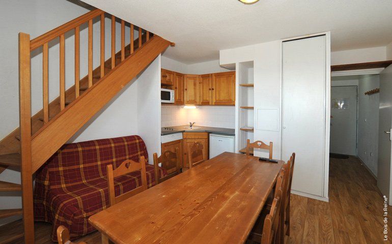 DUPLEX 3 pièces cabine 6/8 personne - salon et cuisine